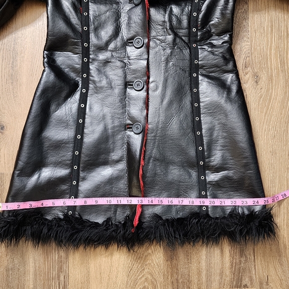 SOLD TRIPP NYC XL Vegan Leather Penny Lane Faux Fur Coat Red & Black w Grommets - Picture 10 of 13
